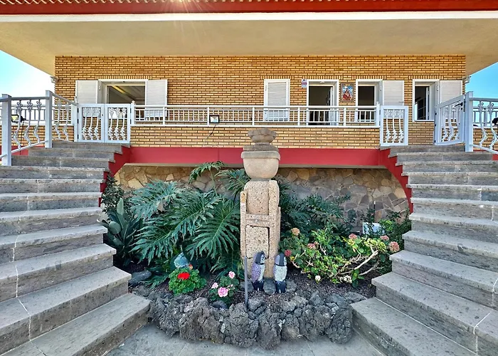 Vila Puntallana *